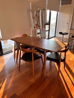 Mid-Century Modern Dining Table without the chairs