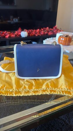 Woman’s purse
