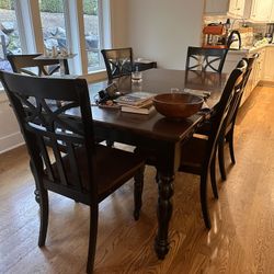 Dining Room Table Set 