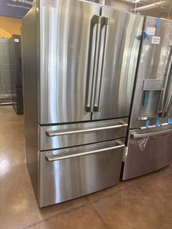 GE Cafe Refrigerator 