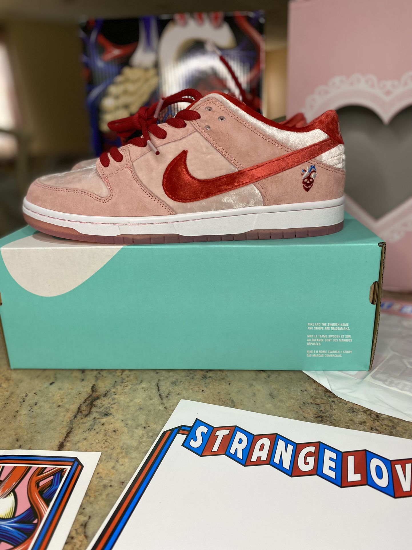 Nike SB Dunk Low Strangelove - Special Box Shoes - Size 8 - Melon / Gym Red