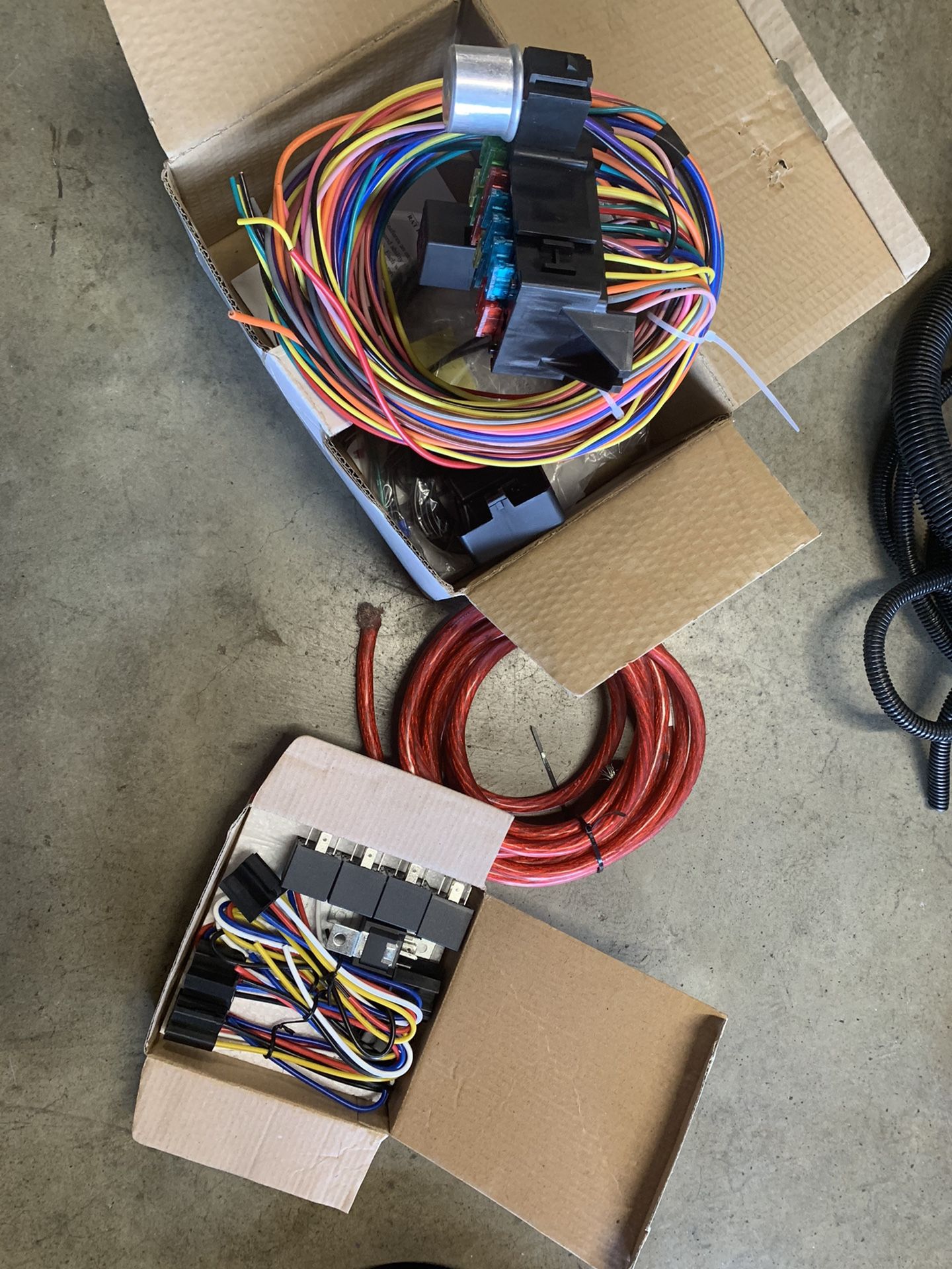Universal Wiring Harness w/extras