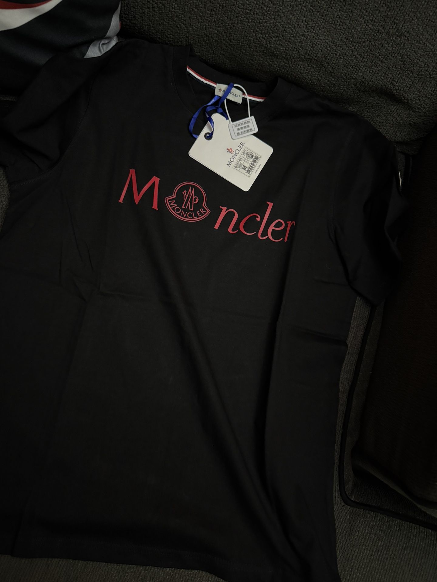 Moncler T shirt