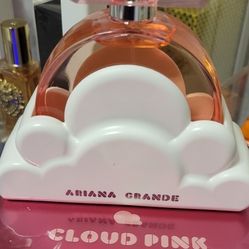 Ariana Grande PERFUME