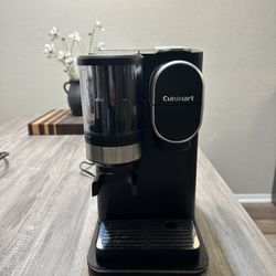 Cuisinart Coffee Maker w/ Grinder 