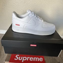 Supreme Nike Air Force Low