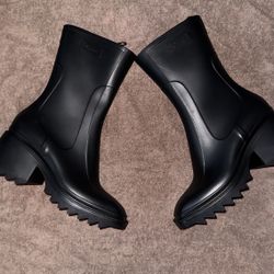Chloé Rubber Rain Boots ( New ) 