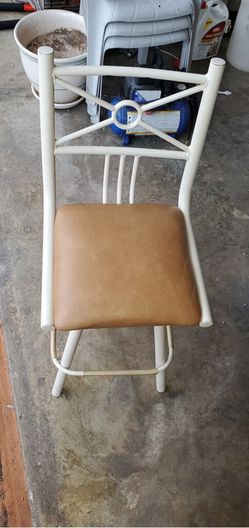 White Bar Stool Camel Seat Set Of 4