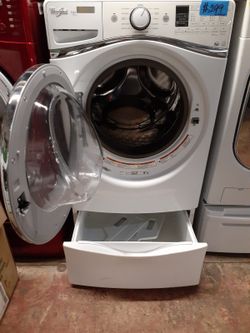 Whirlpool front load washer with pedestal working perfectly with 4 months warranty