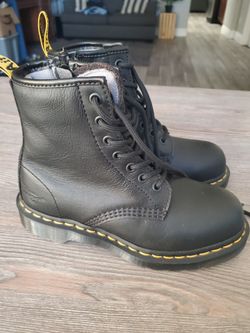 Doc Martin's Steel Toe Slip Resistant Boots Size 5