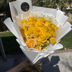 Yellow Roses 