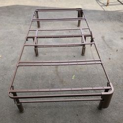 Spring Base Metal 