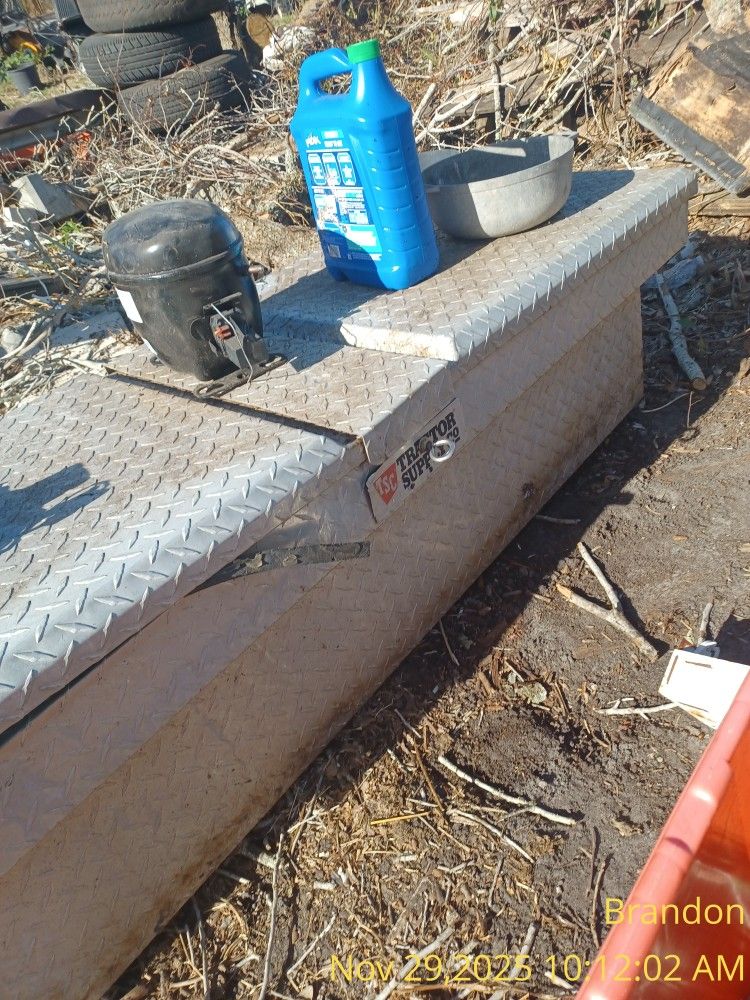 Diamond Plate Tool Box