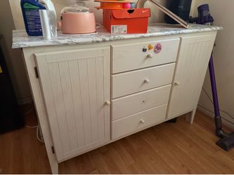 White cabinet