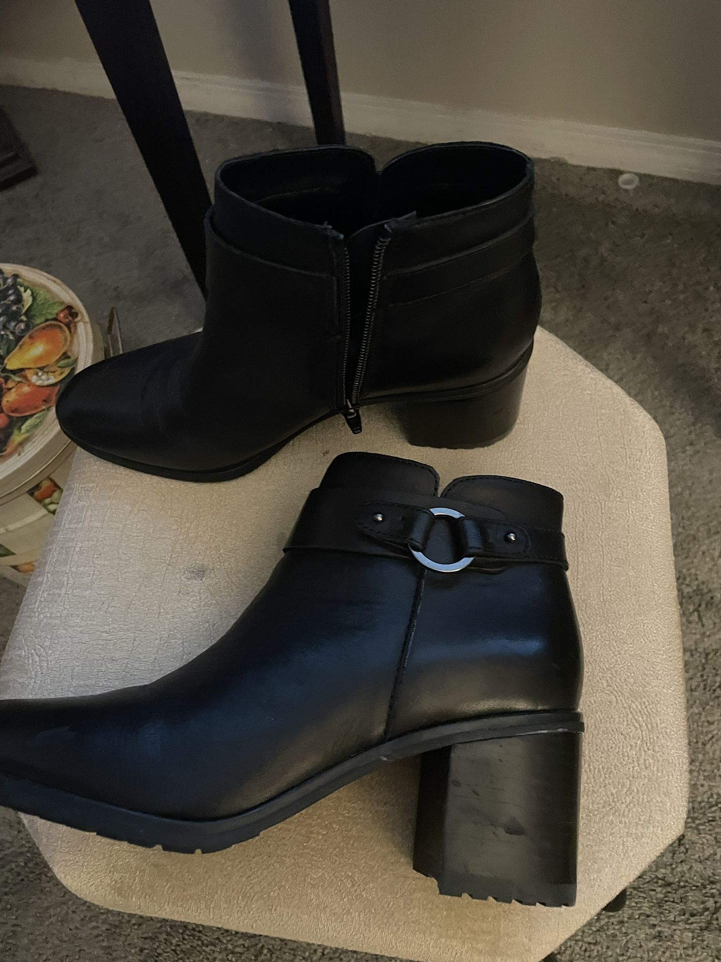 Naturalizer- Never Worn- Black Leather Boots- Size 9