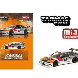 Tarmac Works 1:64 Toyota Sprinter Trueno AE86 Widebody TRD 