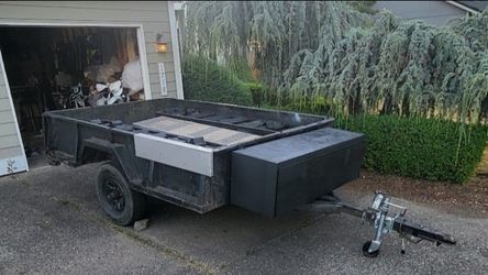 Utility trailer 8' x 10'