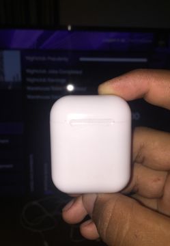 AirPods