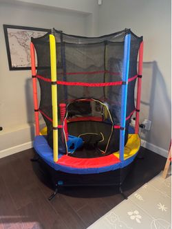 Kids trampoline