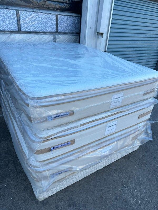 Sealy Queen Size Mattress And Box Spring
