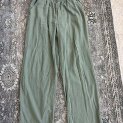 Wide-Leg Linen Pants