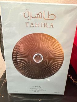 Tahira - Fruity, Floral, Gourmand - Extrait de Parfum Spray Long-Lasting Fragrance for Men & Women, 3.40 Ounce / 100 ml