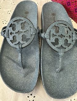 Tory Burch Sea Wind Miller Cloud Leather Thong SandalsComfort Straps US 9.5