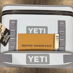New YETI Hopper Flip 18 Portable Soft Cooler Big Sky Blue Model YHOPFLIP18