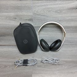 Beats By Dre Studio Pro Wireless Over Ear Bluetooth headphones A2994 Black/Gold