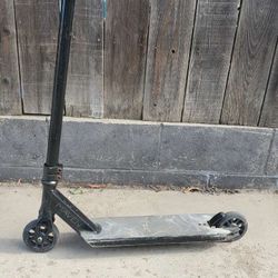 AO Pro Maven Scooter