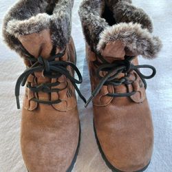 Cobbie Cuddlers Hiking Boots