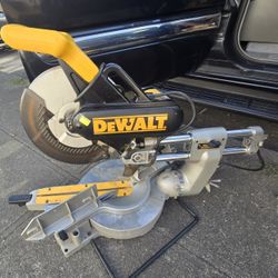 DEWALT 708 TABLE SAW