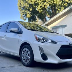 2016 Toyota Prius-C