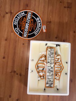 Harley-Davidson Neon Sign and Metal Sign Set