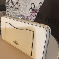 Coach Wallet Long Round Zipper 