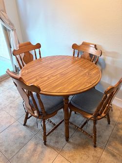 Dining Table Set