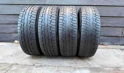 245/50/19 Pirelli vendo un set de llantas usadas excelente condiciones de vida las 4 ✅🤩I am selling a set of used tires, all 4 in excellent living co