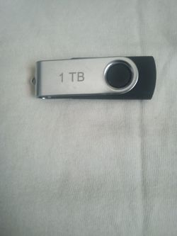1TB HARD DRIVE SUPER HIGH-SPEED PORTABLE COMPATIBLE WITH COMPUTER/LAPTOP MEMORY STICK USB 3.0 KEYCHAIN 100MB/s
