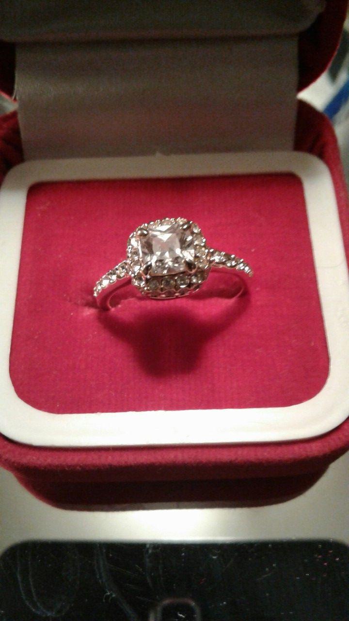 Promise or Engagement Ring size 8