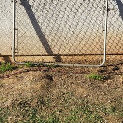 Gate