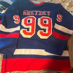 Wayne Gretzky hockey jersey