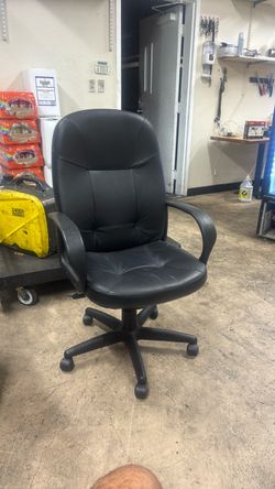 Offfice chair.