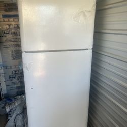  Refrigerator Frigidaire