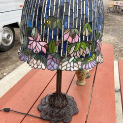 32 Inch Stain Glass Lamp
