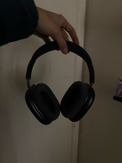 Airpod Maxes