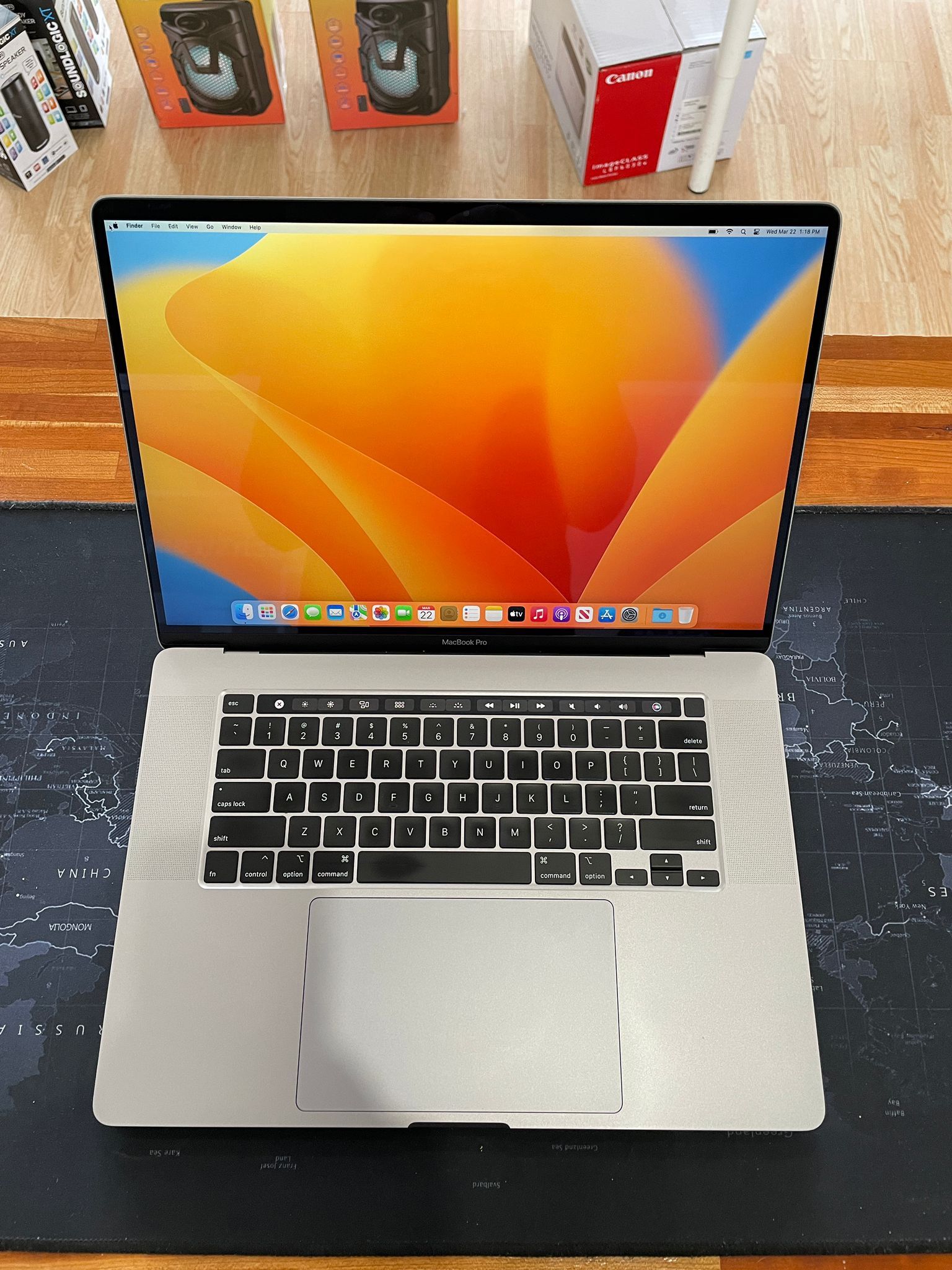 Apple Laptops Macbook Amd Radeon Pro 5300m Apple MacBook