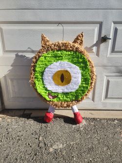 Avocados Toast PINATA 