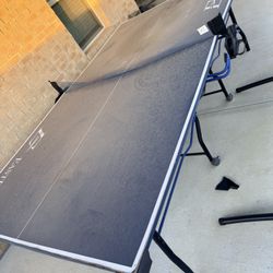 Ping pong table 