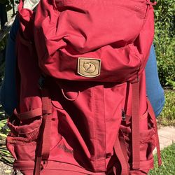 FJALLRAVEN KAIPAK 58W Backpack 