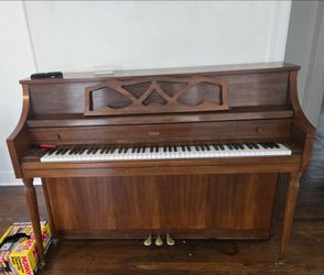 Conn Piano